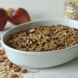 Jablkový koláč z ovsených vločiek