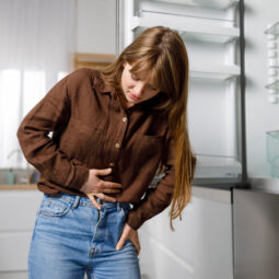 Otrava jedlom: ako ju rozpoznať, kedy sa prejaví a ako správne reagovať