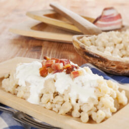 Ako pripraviť halušky: jednoduché recepty a tipy na podávanie