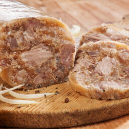 Domáca tlačenka ako zo zabíjačky: tradičný postup, ktorý funguje dodnes