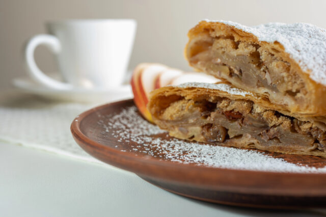 Jablkový závin bez kysnutia: rýchly dezert, ktorý vždy vyjde