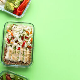 Obedy do krabičky, ktoré vás budú baviť: praktické nápady na každý deň