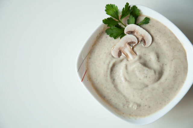 Krémová šampiňónová omáčka bez hrudiek: Overený postup