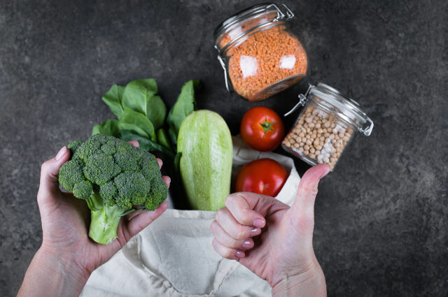 Ako si vytvoriť domáci základ potravín, vďaka ktorému budete jesť lepšie aj v najrušnejších dňoch