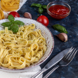 Ako si zo včerajších cestovín urobiť opäť chutné jedlo