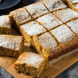 Šťavnatý mrkvový perník z hrnčeka: Rýchly koláč, ktorý sa vždy podarí