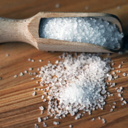 Kuchynská soľ: bežná surovina s prekvapivo širokým využitím