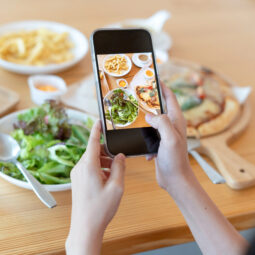 Strava podľa znamenia: Prečo sa po rovnakom jedle niekto cíti skvelo a iný úplne vyčerpane