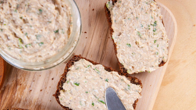 Tajomstvo dokonalej rybičkovej nátierky: Starodávna klasika so sardinkami v modernom šate