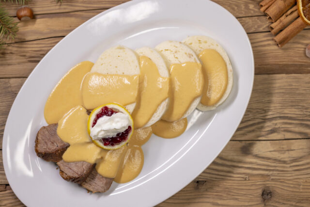 Sviečková na smotane krok za krokom: Tradičný recept, ktorý zvládne každý