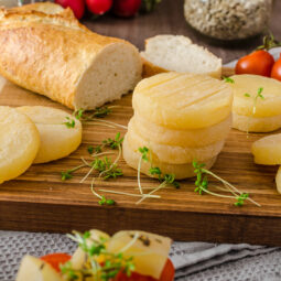 Pikantný tatarák z olomouckých syrečkov: Netypická pochúťka pre odvážnych