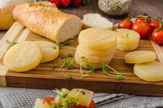 Pikantný tatarák z olomouckých syrečkov: Netypická pochúťka pre odvážnych