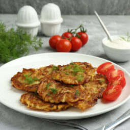 Domáce škvarkové placky zo zemiakov