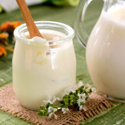 Domáci jogurt z dvoch surovín, lacný a bez chémie