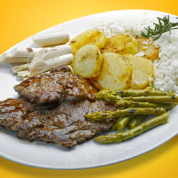 Marinované hovädzie roštenky v jogurtovej marináde