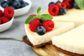 Nepečený cheesecake: jednoduchý dezert, ktorý zvládne každý