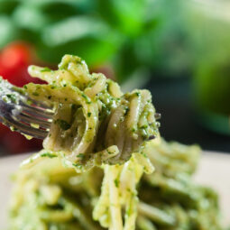 Ligurčekové pesto: výrazná chuť v rýchlej a jednoduchej podobe