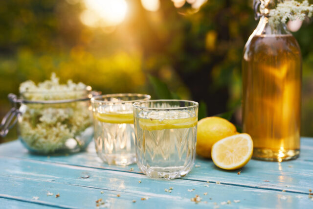 Bazová limonáda, ktorá osvieži aj podporí zdravie