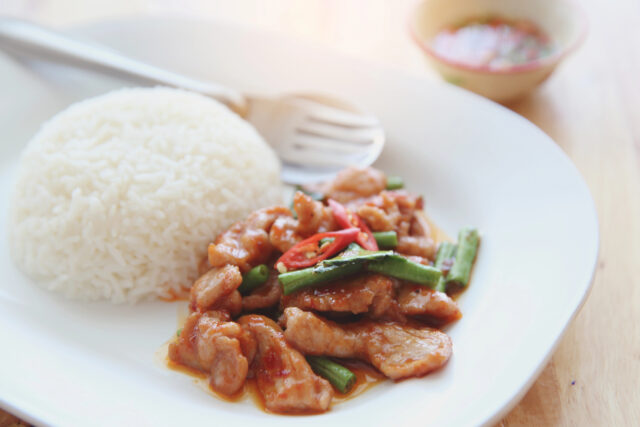 Bravčové Kung Pao bez marinovania: jednoduchý recept na výrazný obed či večeru