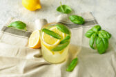 Domáca citrusová limonáda s bazalkou