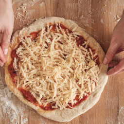 Recept na jednoduché domáce cesto na pizzu