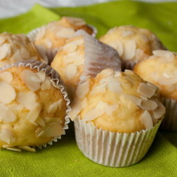 Yellow muffins