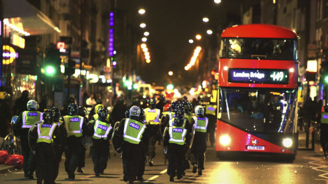 347821_britska policia 640x420.jpg