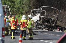 348237_germany_bus_crash_61479 e2bd14aee2a34c13a2d6626d6c55dcc2 640x420.jpg