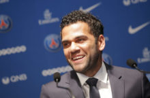348609_dani alves 640x420.jpg