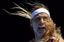 349694_aptopix_australian_open_tennis_61425 ecac73259bee418393dd6609e32b9c58 640x420.jpg