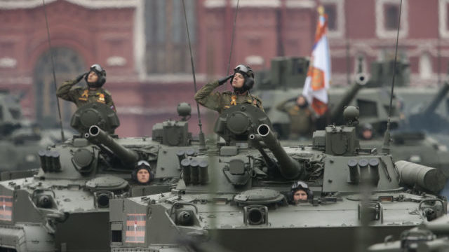 349761_russia_victory_day_parade_76776 4330c55ba30e42199f384822162808d2 640x420.jpg