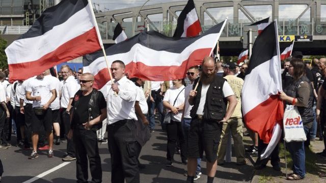 349859_neonacisti 640x420.jpg