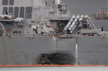 350101_aptopix_singapore_us_navy_ship_collision_82715 1932eb751e064626aa5199c007e41aaf 640x420.jpg