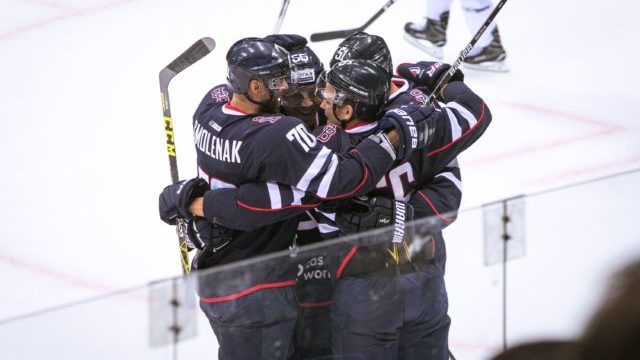 350881_hc slovan bratislava 2 640x420.jpg