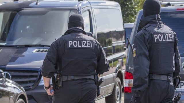 351064_policia 640x420.jpg