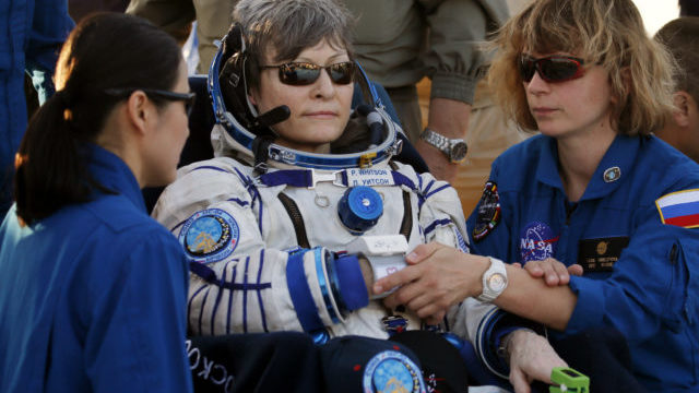 351137_peggy whitson 640x420.jpg