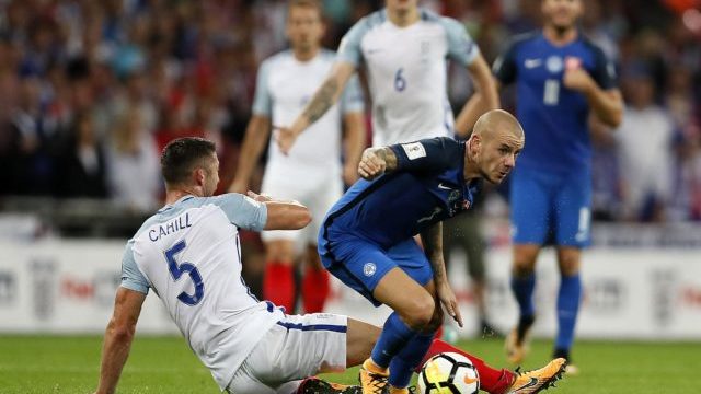 351304_gary cahill vladimir weiss 640x420.jpg