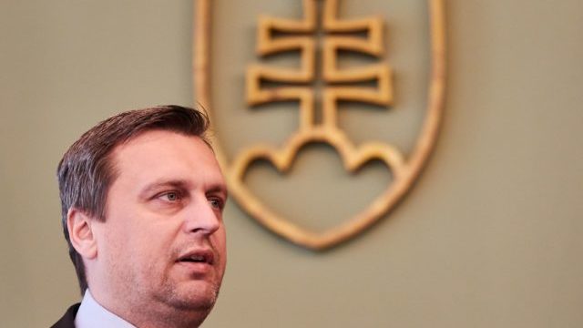 351610_andrej danko 3 640x420.jpg