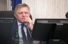 351732_robert fico 2 640x420.jpg