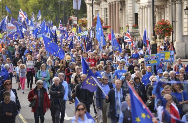 351747_britain_anti brexit_rally_41799 884539d243874d1d9bcf391918ab9a02 640x420.jpg