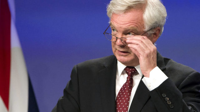 351864_david davis 640x420.jpg