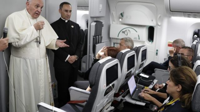 351935_colombia_pope_59427 bd9b8cff2abb43ad95b3679e2142f732 640x420.jpg