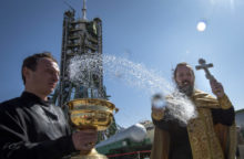 352038_kazakhstan_russia_space_station_04725 a4bfe82fa38d487788f840ec65957681 640x420.jpg