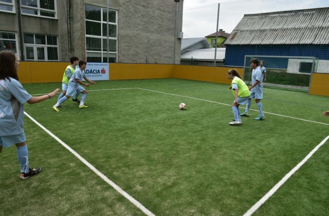 352131_trstena_ihrisko 640x420.jpg