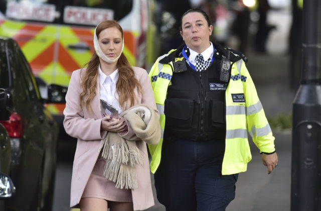 352288_britain_subway_incident_15262 0618b00c79ab455d87f16c5238f4e084 640x420.jpg