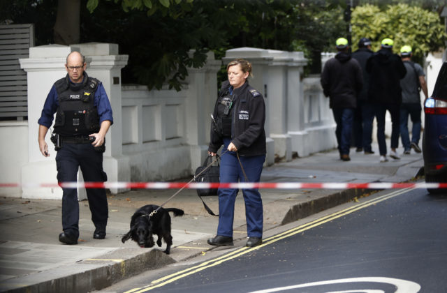 352360_britain_subway_incident_58650 502b16ddd4d04cb2b3d45095c13dbbc1 640x420.jpg