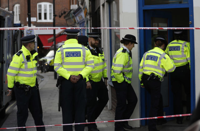 352696_britain_subway_incident_29468 bd97cf341aae41c3927cb38a57c21ab2 640x420.jpg