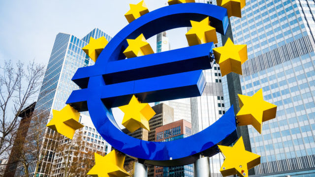 352772_euro_ilustrak 640x420.jpg