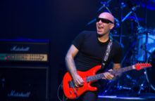 352808_joe_satriani 640x420.jpeg