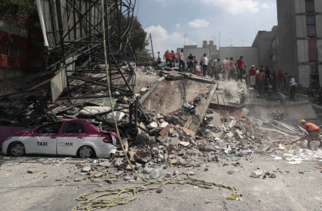 352936_mexico_earthquake_90649 d4b6012026754d769a8b81e2a18bba48 640x420.jpg